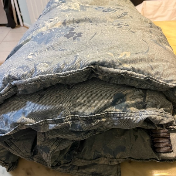 Firm Price !Ralph Lauren Twin size Comforter - Picture 5 of 15